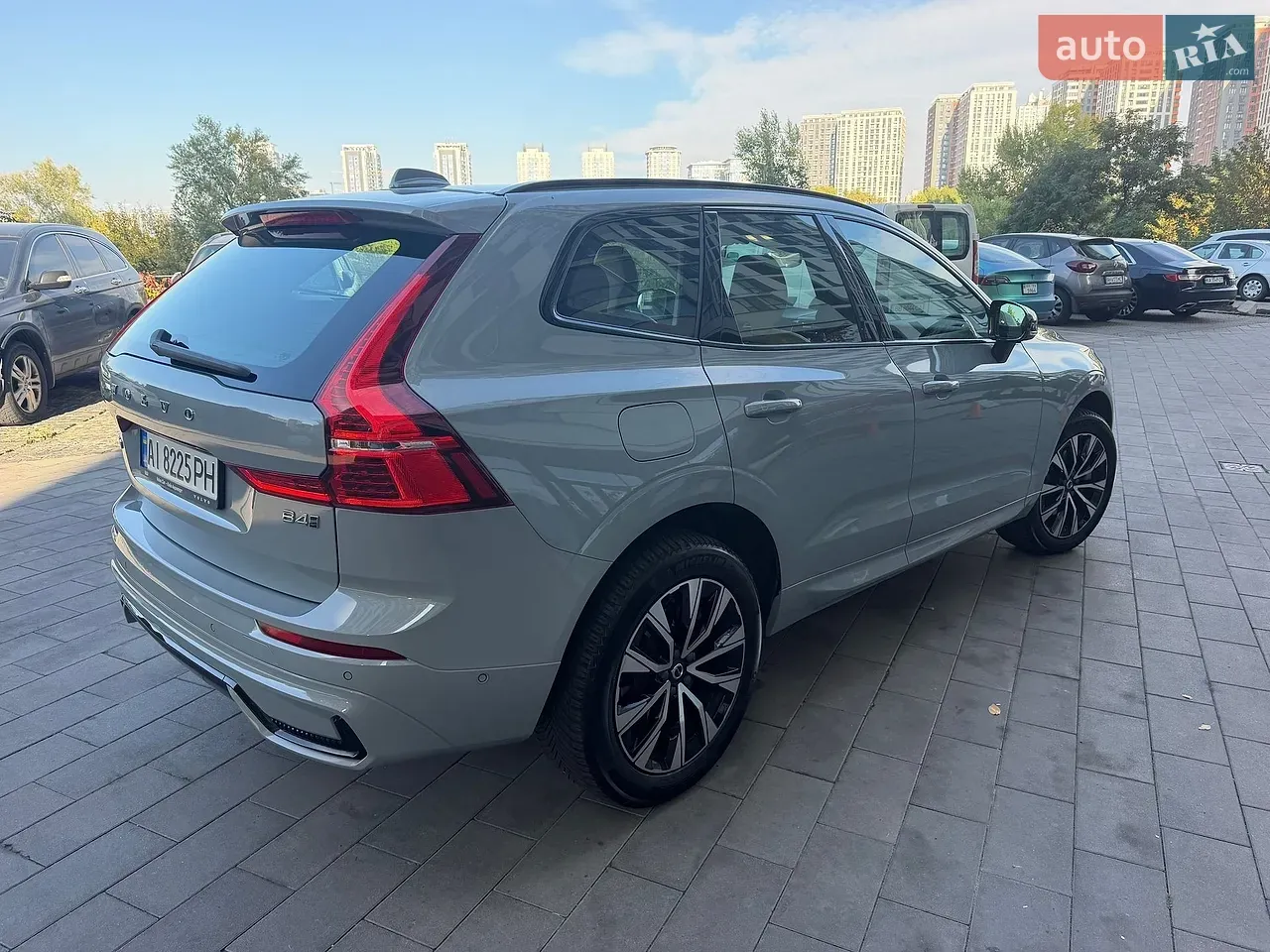 Volvo Xc60 2023 photo 2
