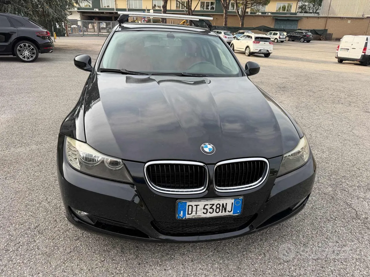 BMW 320D 2008 photo 2