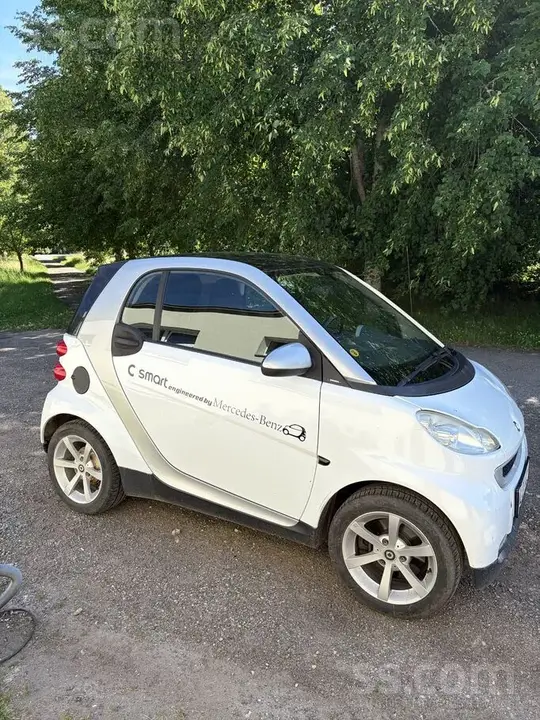 Smart Fortwo 2008 photo 2