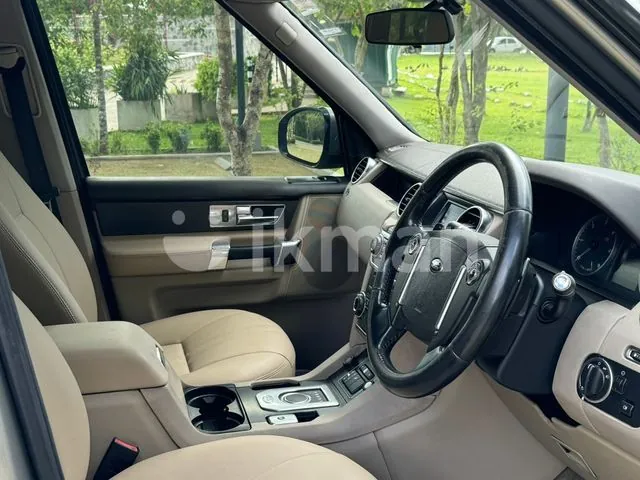 Land Rover Discovery 2014 photo 3