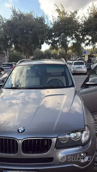 BMW X3 2010 photo 2