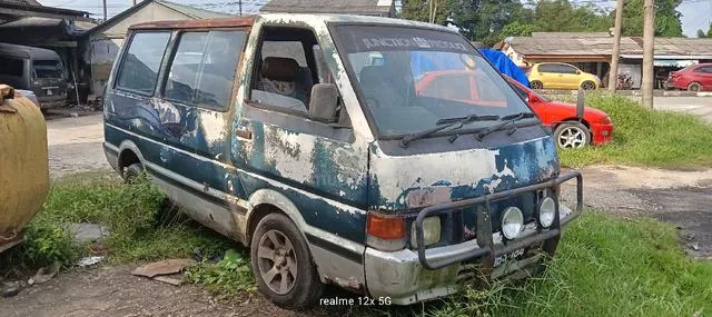 Nissan Vanette