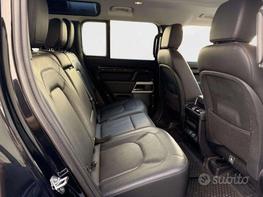 Land Rover Defender 2023 photo 4