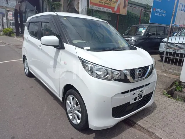 Nissan Dayz 2023 photo 2
