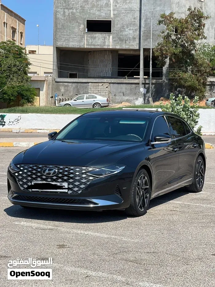 Hyundai Azera 2023 photo 2