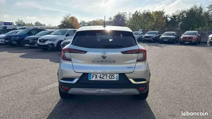 Renault Captur 2021 photo 4