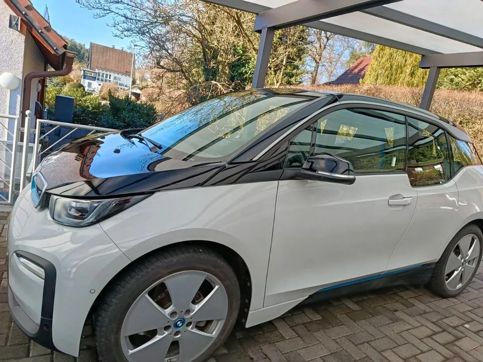 BMW I3