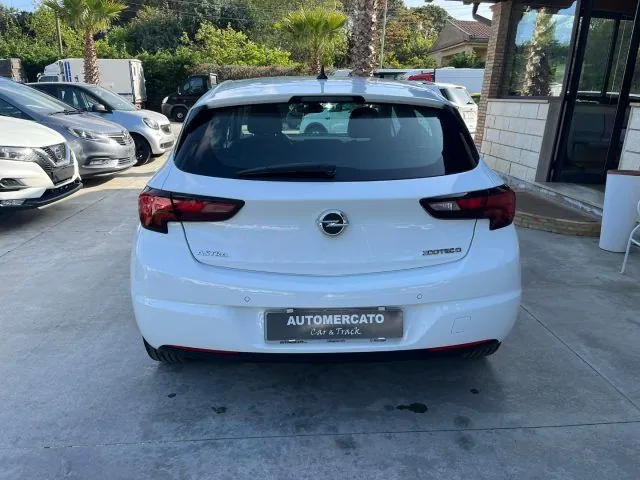 Opel Astra 2019 photo 5