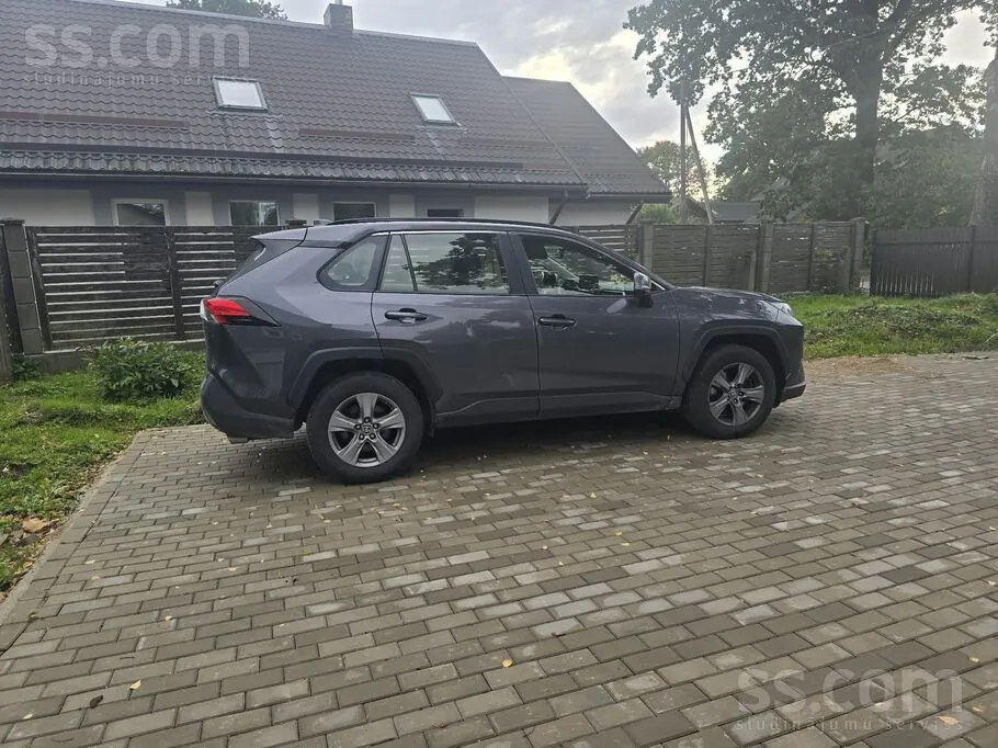 Toyota Rav 4 2023 photo 2