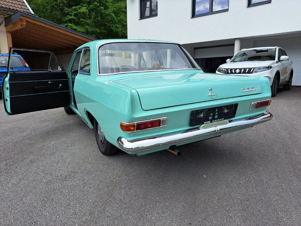 Opel Rekord 1966 photo 3