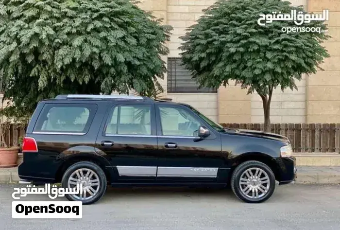 Lincoln Navigator 2027 photo 3