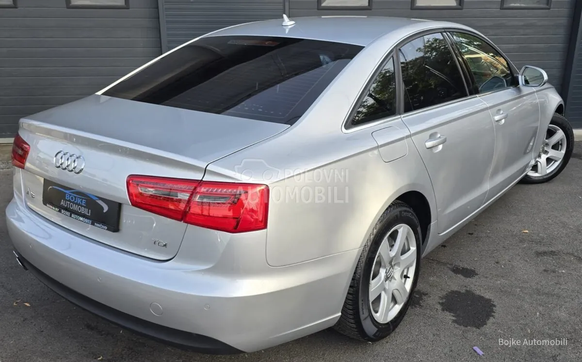 Audi A6 2012 photo 2