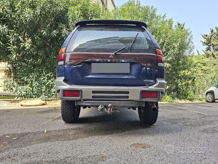 Mitsubishi Pajero Sport 1999 photo 3
