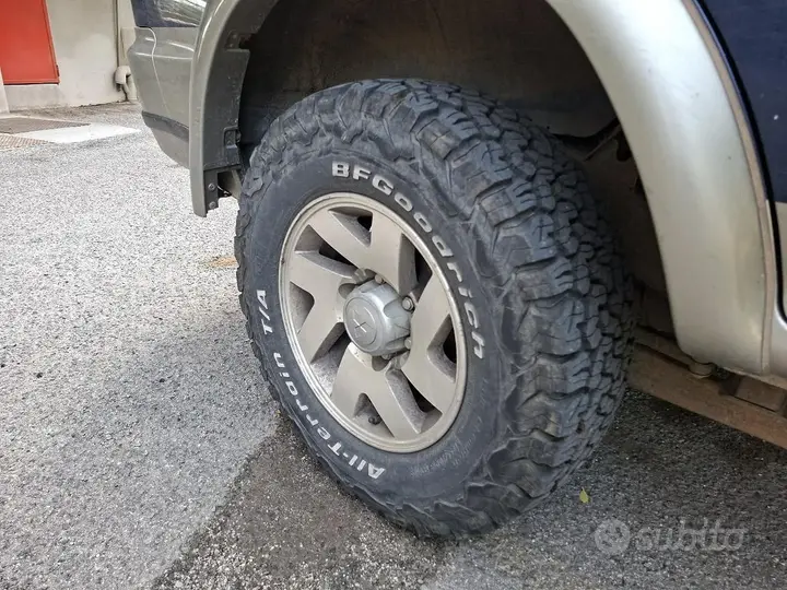 Mitsubishi Pajero Sport 1999 photo 2