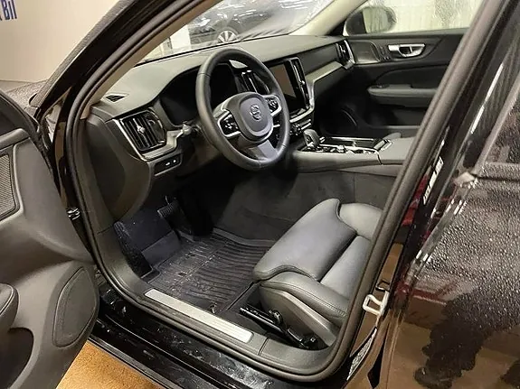Volvo V60 2026 photo 5
