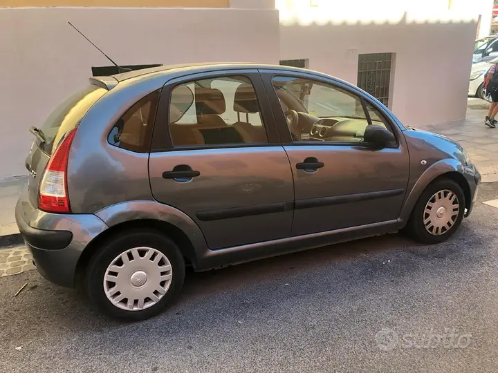 Citroen C3 2009 photo 4