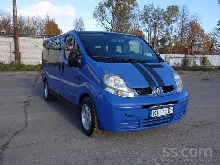 Renault Trafic 2006 photo 2