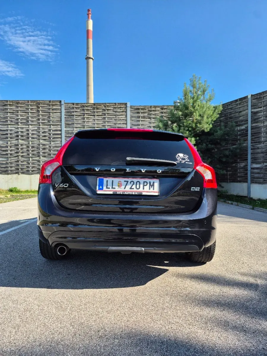 Volvo V60 2014 photo 3