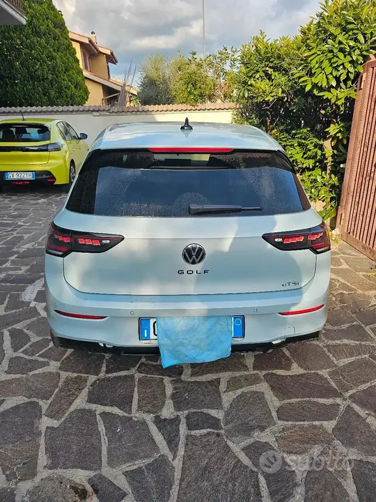 Volkswagen Golf 2025 photo 3