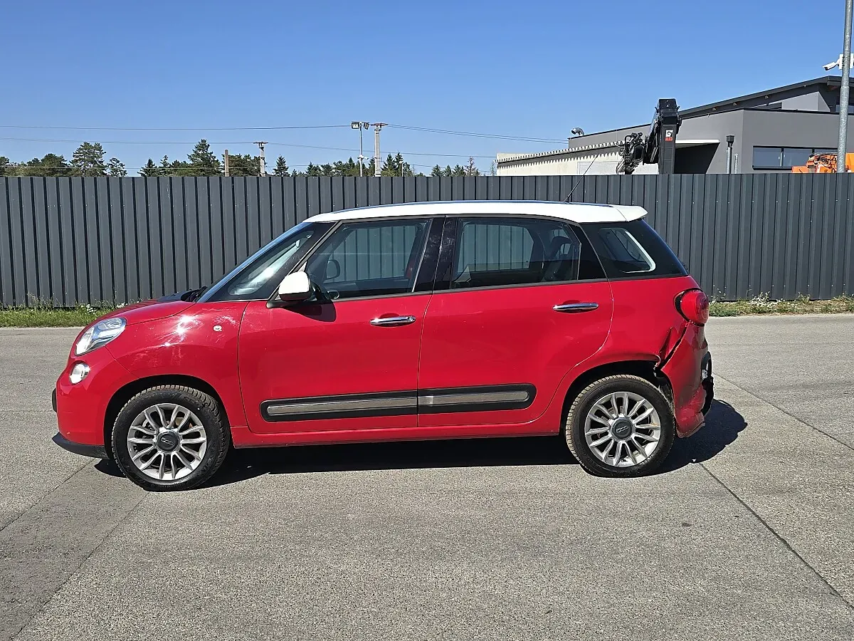 Fiat 500L 2014 photo 2