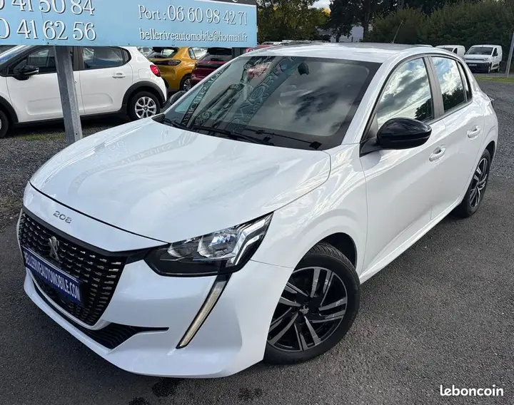 Peugeot 208