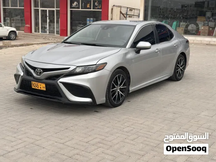 Toyota Camry 2021 photo 3