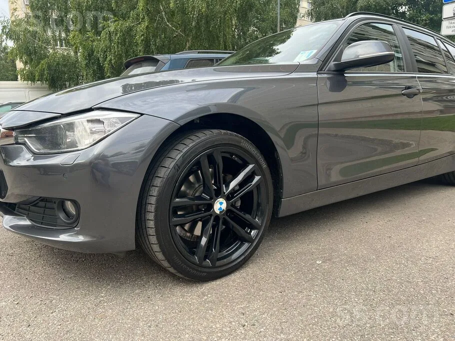 BMW 320 2013 photo 3