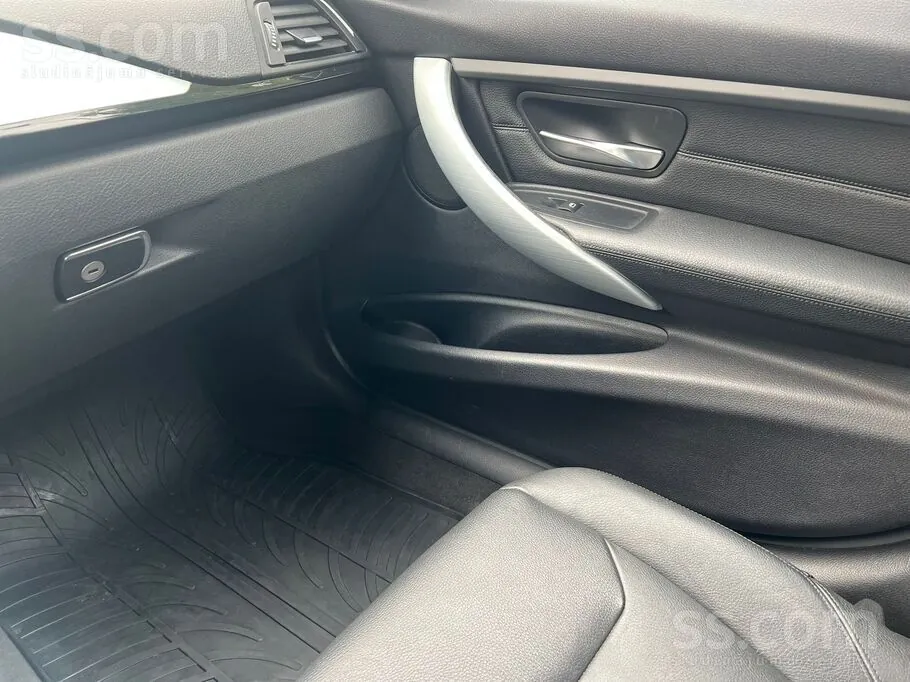 BMW 320 2013 photo 4