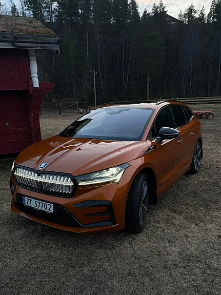 Skoda Enyaq 2024 photo 2