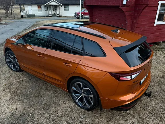 Skoda Enyaq 2024 photo 5
