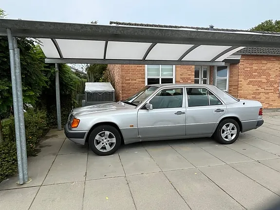 Mercedes-Benz E280