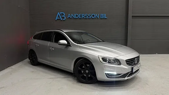 Volvo V60 2015 photo 2