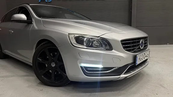 Volvo V60 2015 photo 3