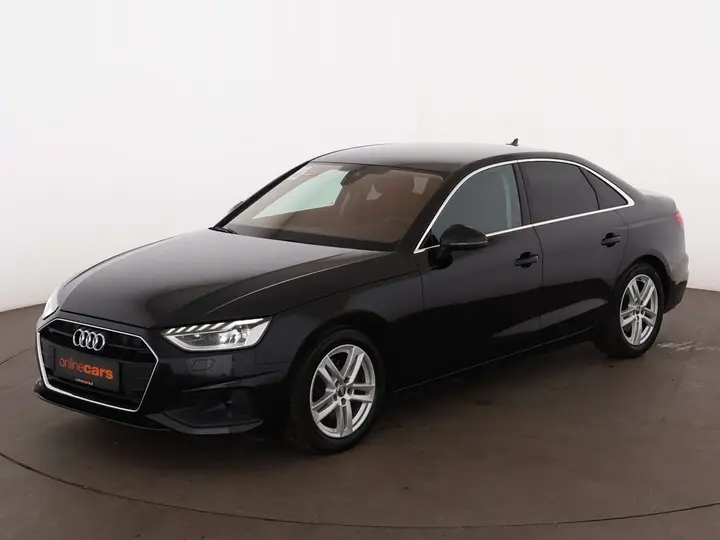 Audi A4 2022 photo 2