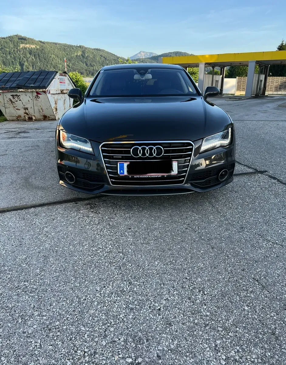 Audi A7 2011 photo 2