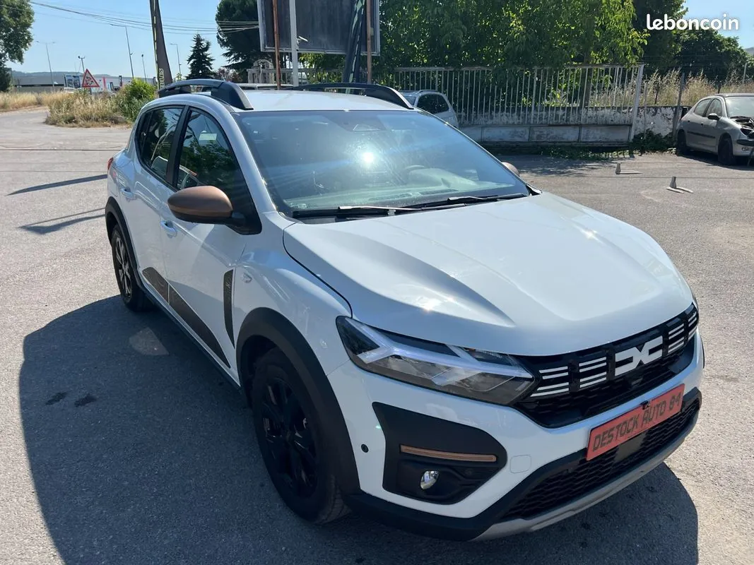 Dacia Sandero 2025 photo 2
