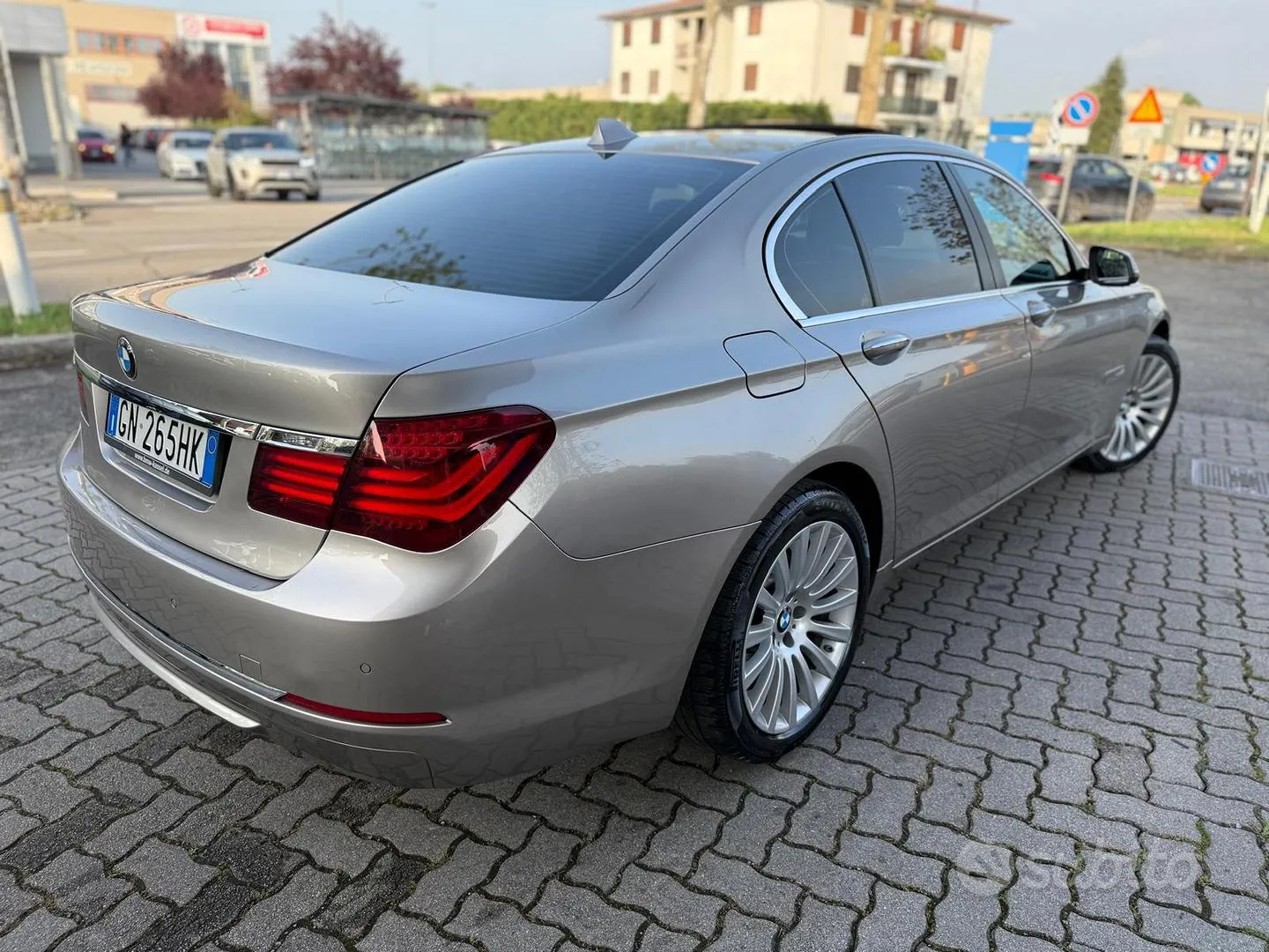 BMW 7 Series 2014 photo 4