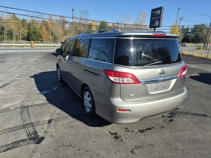 Nissan Quest 2012 photo 4