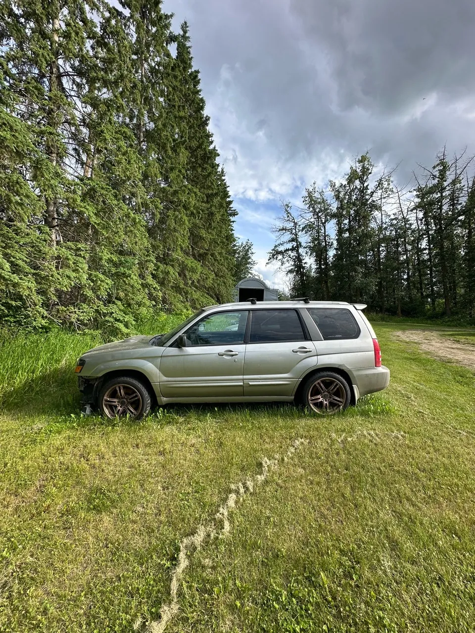 Subaru Forester 2005 photo 2