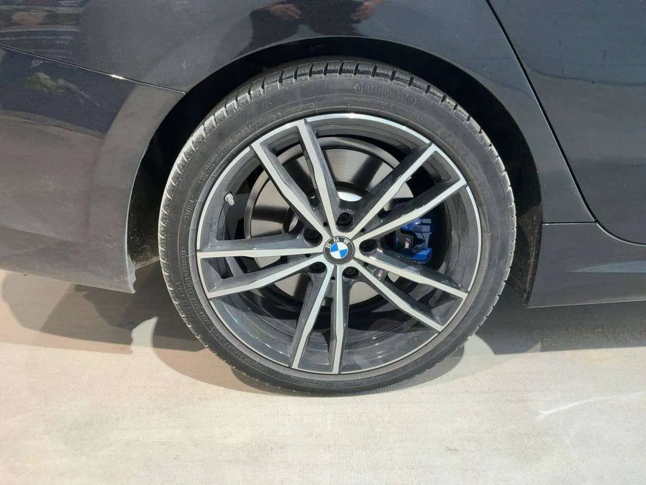 BMW 330I 2021 photo 2
