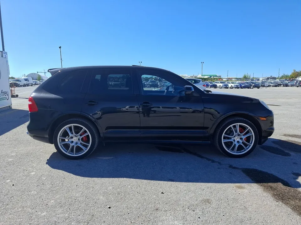 Porsche Cayenne 2010 photo 4
