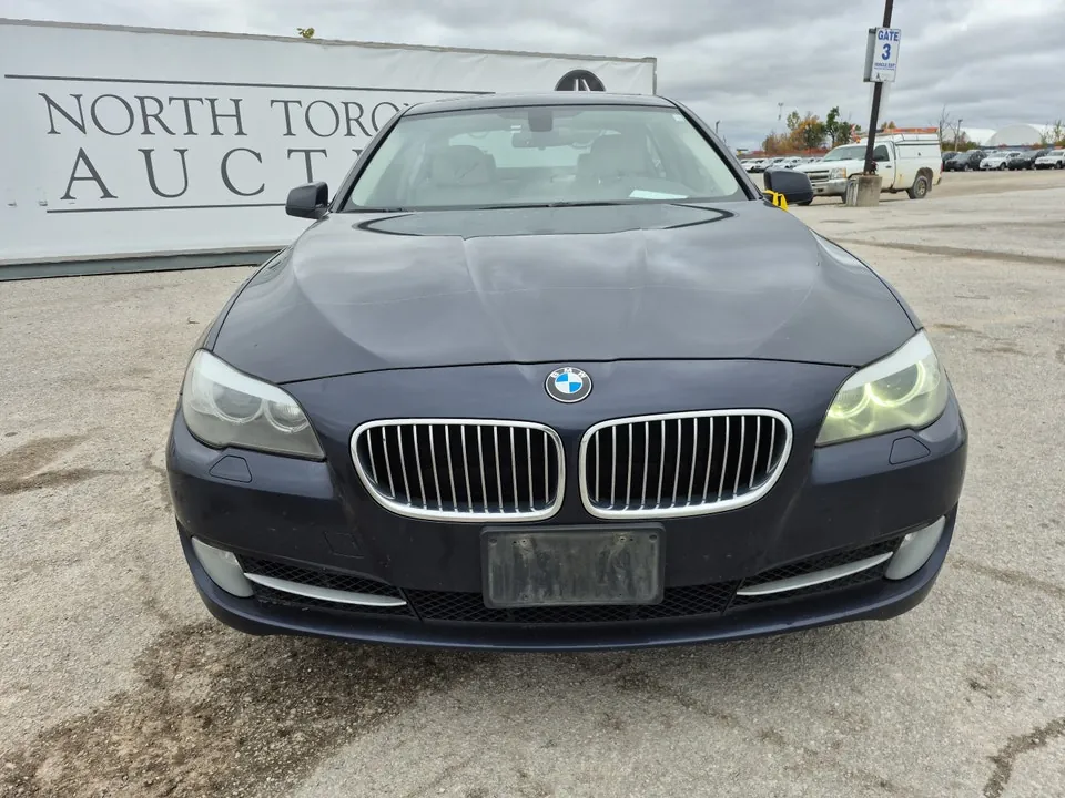 BMW 5 Series 2013 photo 2