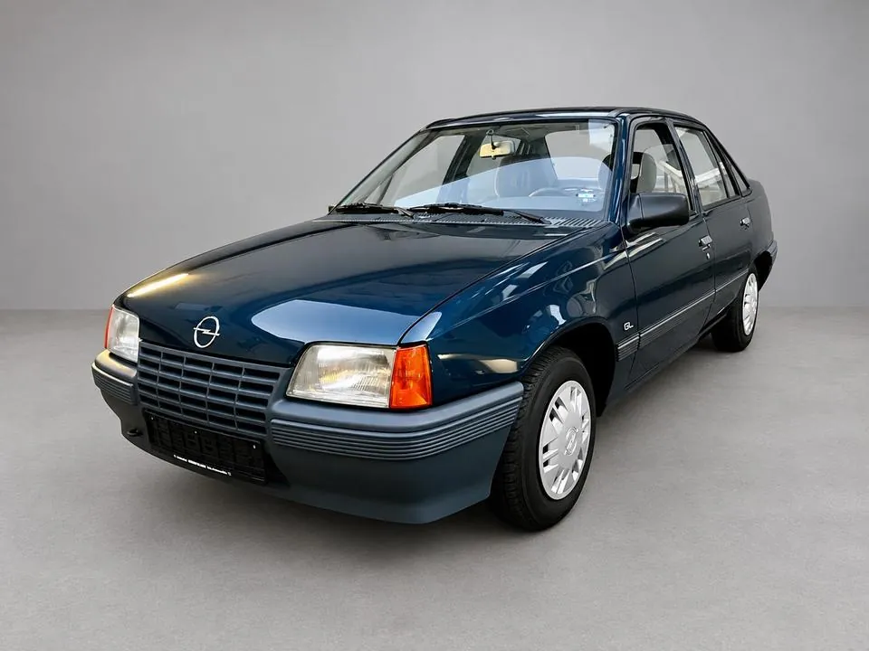 Opel Kadett E
