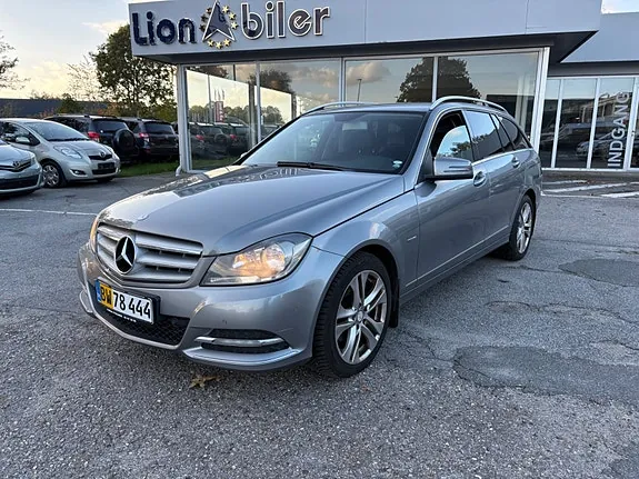 Mercedes-Benz C220