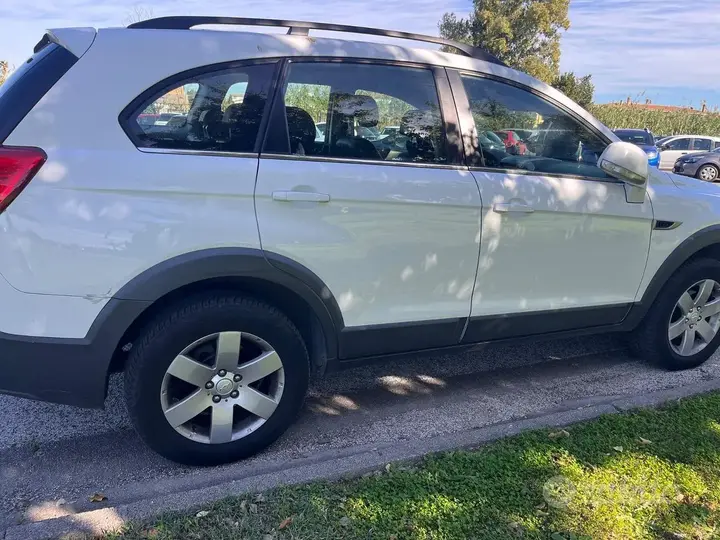 Chevrolet Captiva 2014 photo 2