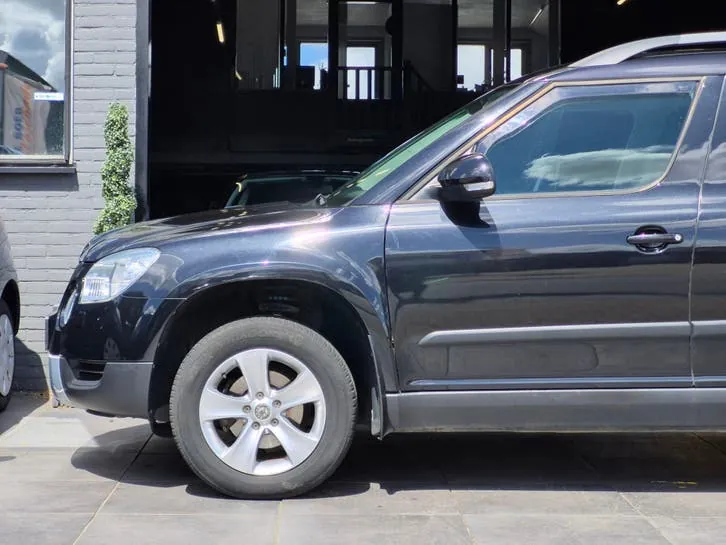 Skoda Yeti 2011 photo 2