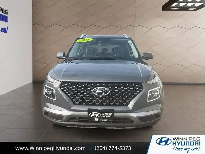 Hyundai Venue 2025 photo 3
