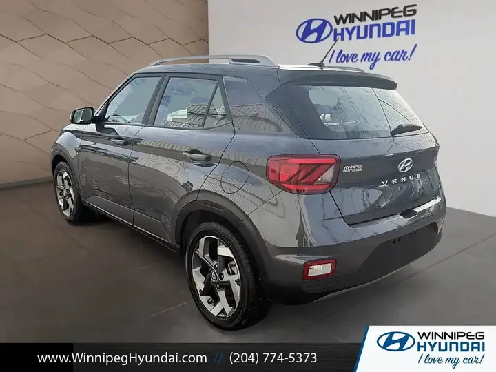 Hyundai Venue 2025 photo 5