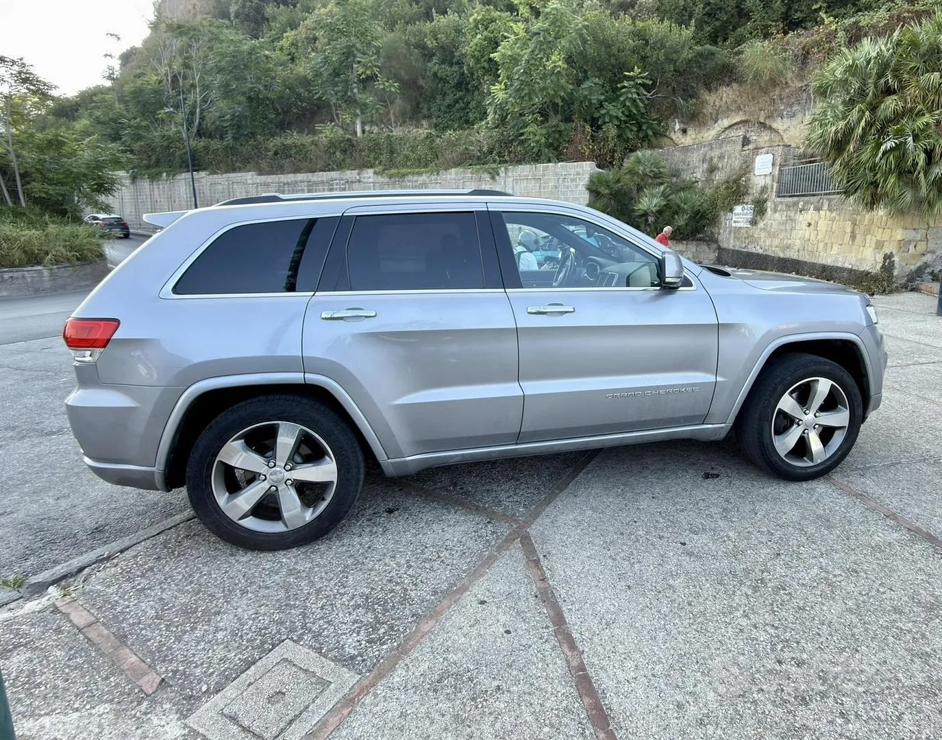 Jeep Grand Cherokee 2015 photo 3