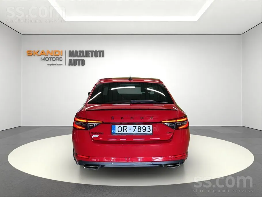 Skoda Superb 2021 photo 5